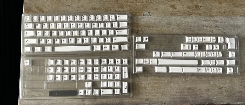 NicePBT Black on White Keycaps