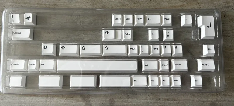 NicePBT Black on White Keycaps