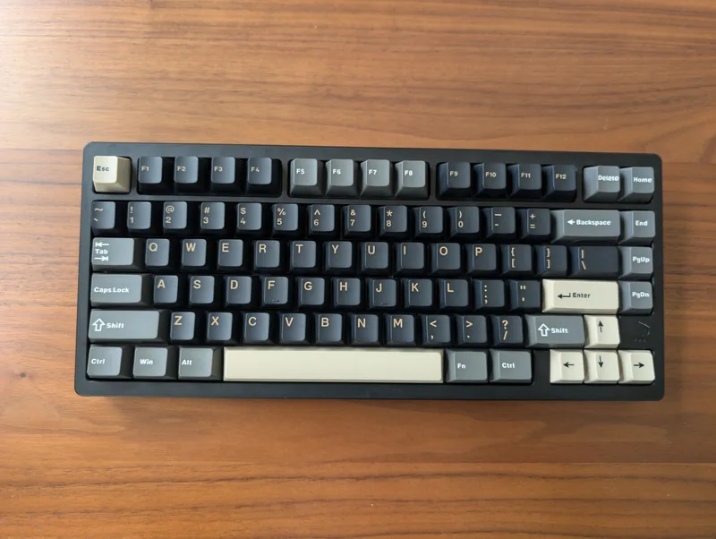 Rainy 75 lite, black