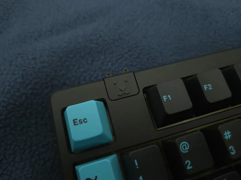 Built KBD Bella 75 Black + GMK Pulse