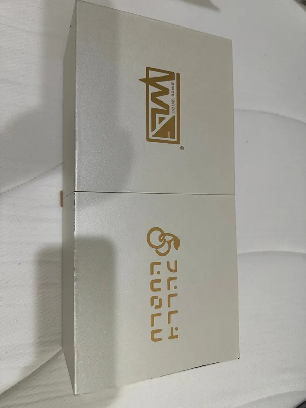 Jelly Evolv - White Brand New Sealed