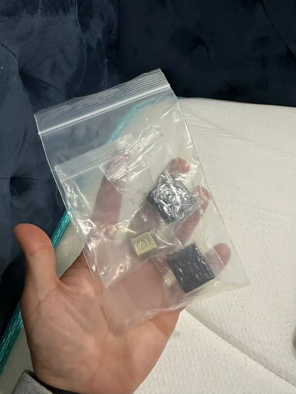 Mr Suit Artisans (Gold, Black, Chroma)