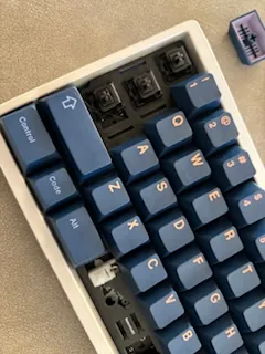 Bakaneko60 Pearl White Fully Built