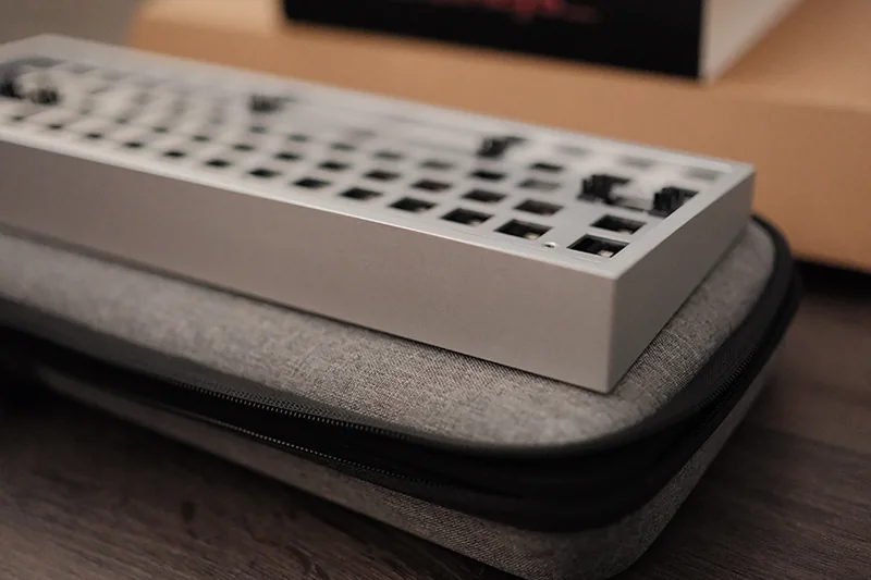 NovelKeys NK65 Aluminum Edition Silver