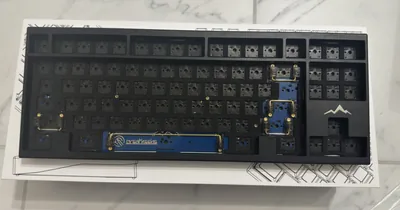 Createkeebs Glacier 80 TKL with Extra