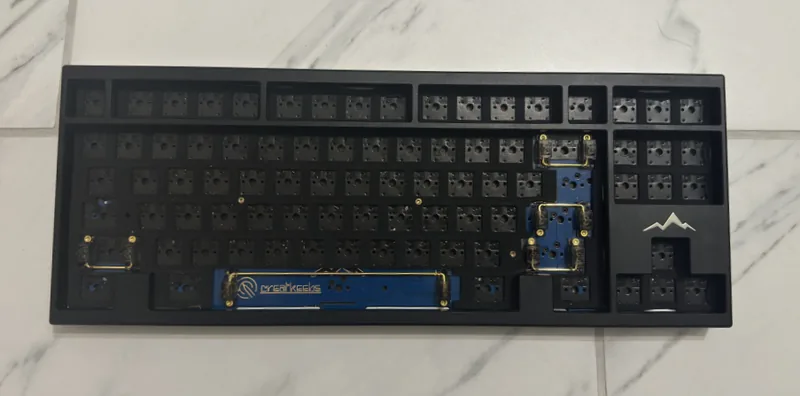Createkeebs Glacier 80 TKL with Extra