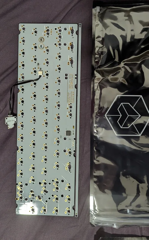 GSK x TGR 910 PCB Plate