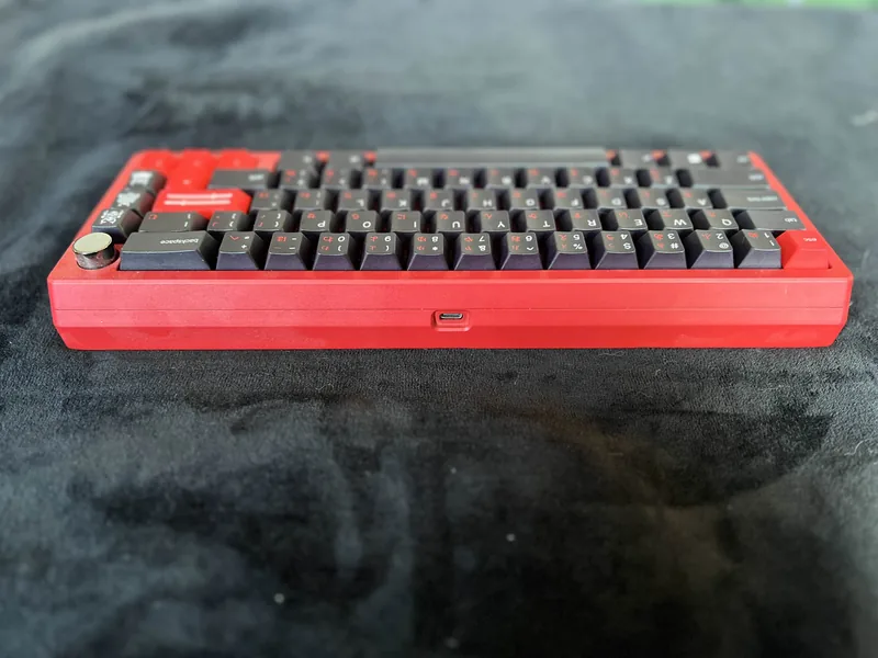 Zoom 65 v1