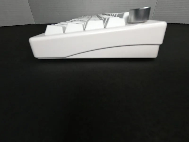 BoyI White Gmk67 With Akko Cream Yellows