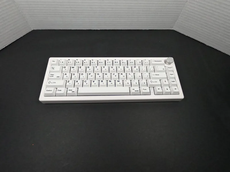BoyI White Gmk67 With Akko Cream Yellows