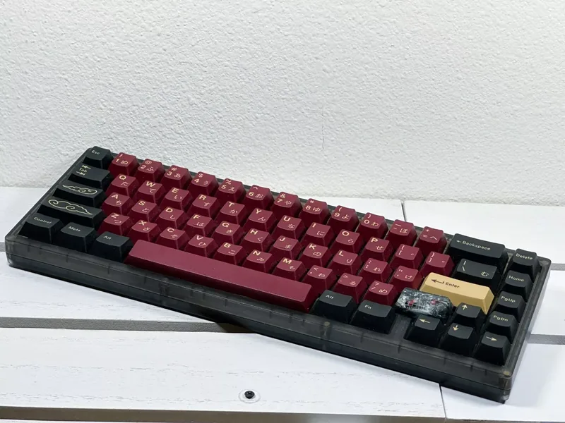 KBD67 Lite R4 AUTHENTIC GMK RED SAMURAI