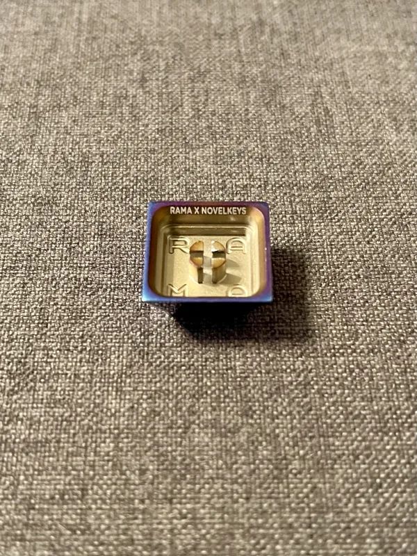 RAMA x NovelKeys Wave Artisan Keycap