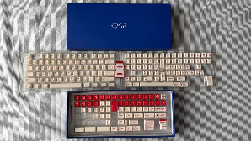 TUT YAKEYLT keycaps