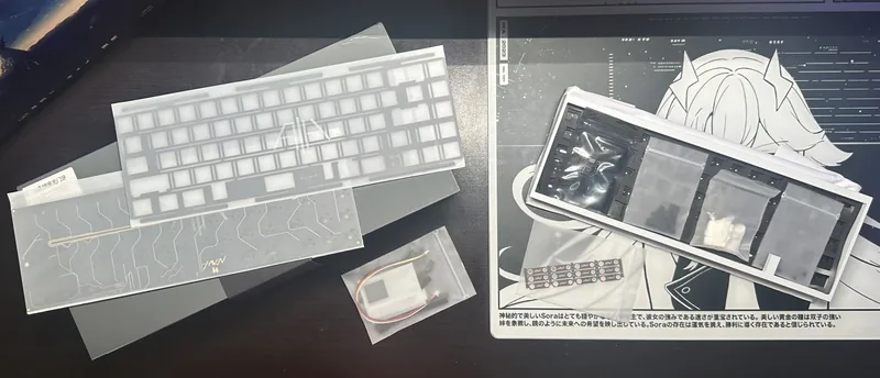 Haven 65 (White/Silver)